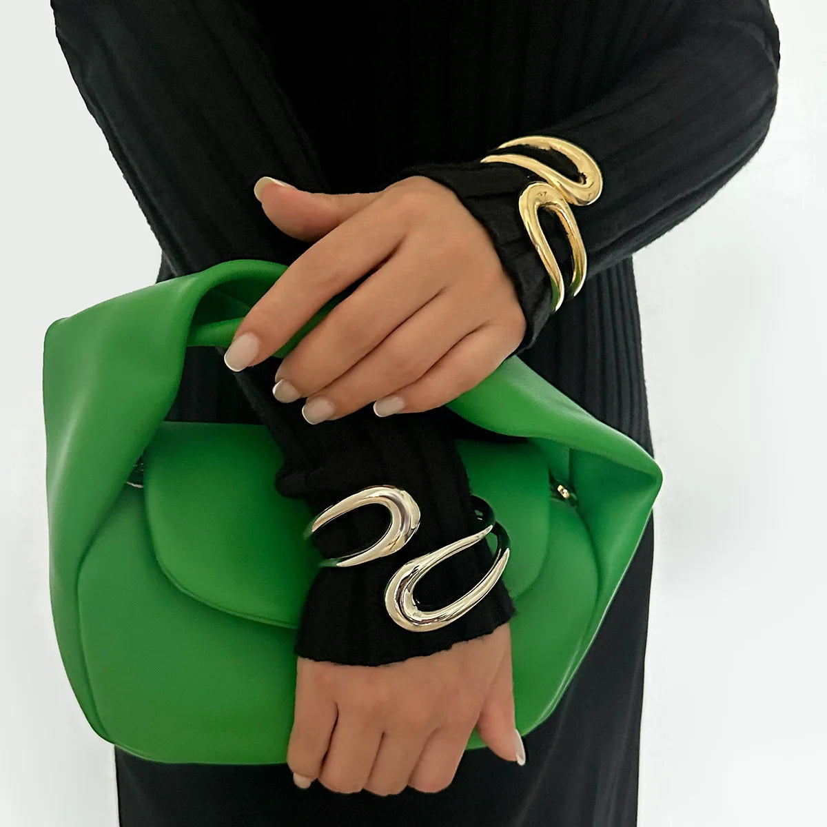 Wave Luxe Cuff πβ¨