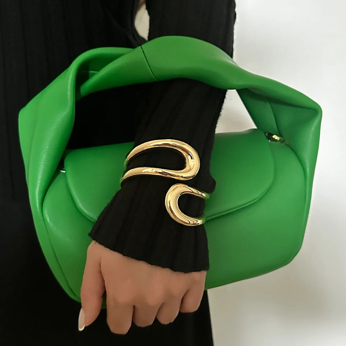 Wave Luxe Cuff πβ¨