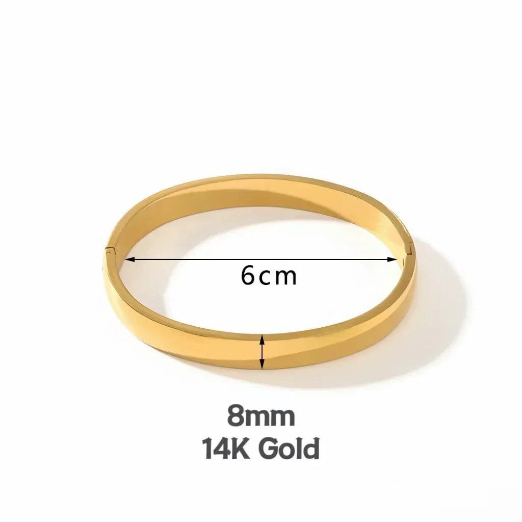 Luxe Bangle ✨