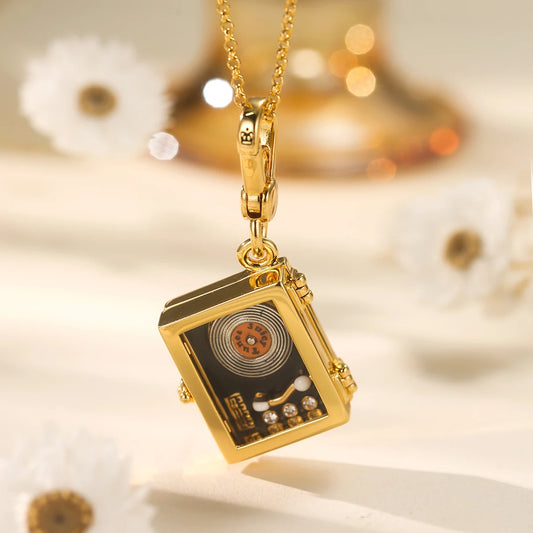 Spin the Magic Record Player Necklace🎶