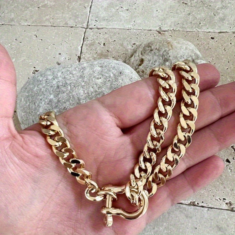 Linked Up Bolt Choker