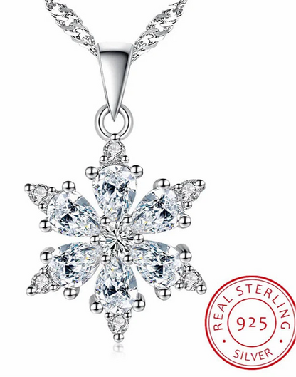 Snowflake Pendant Necklace ❄️