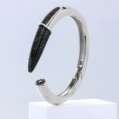 🌟 Brilliance in Ink Bracelet