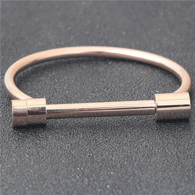 💎 Infinity Bar Bangle