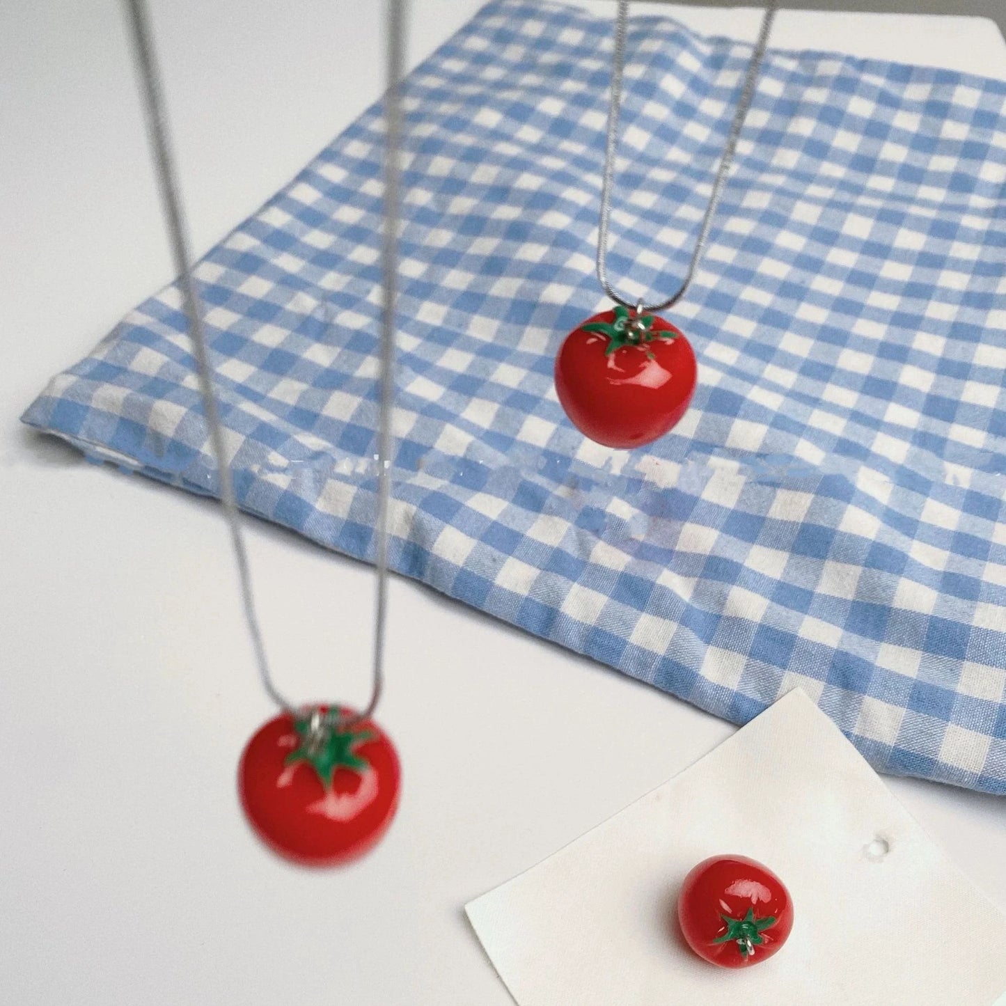 🍅 Fresh Pick Tomato Necklace
