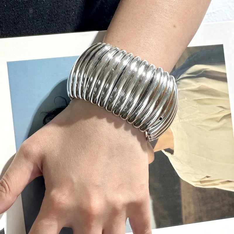 Bold Radiance Bangle