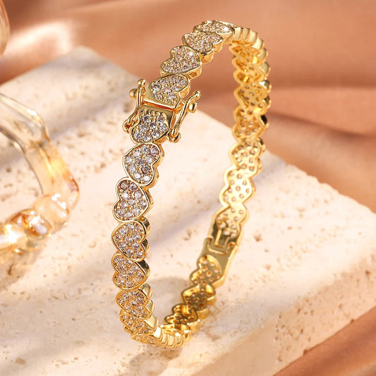 Royal Heart Crown Bangle ✨