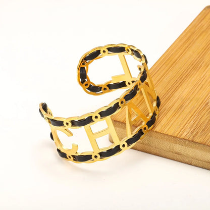 Edge & Chain Cuff ✨