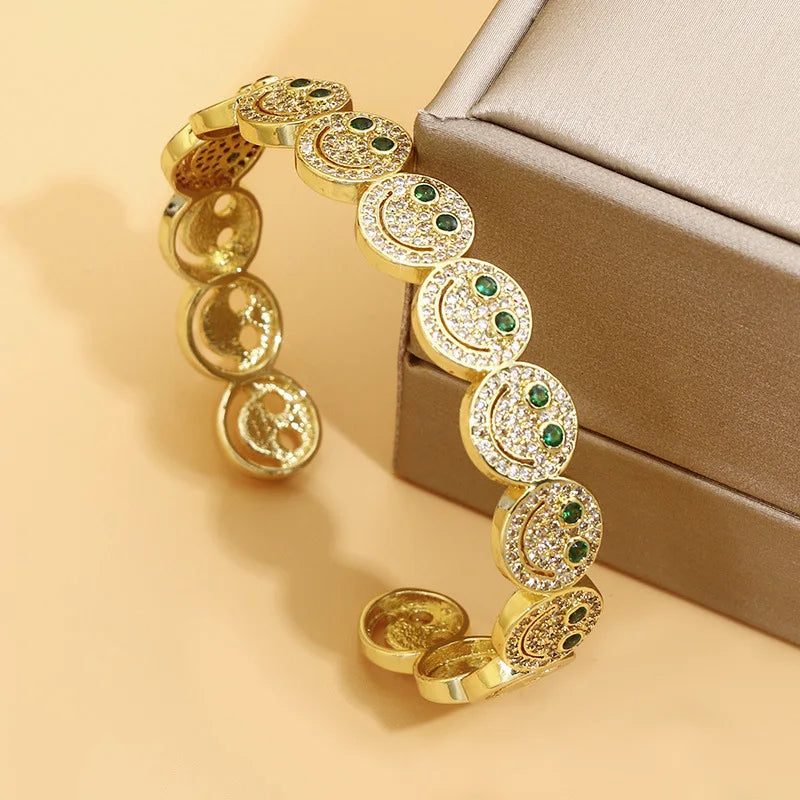 Shimmer & Smile Bracelet ✨😊