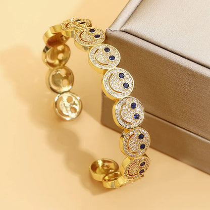 Shimmer & Smile Bracelet ✨😊