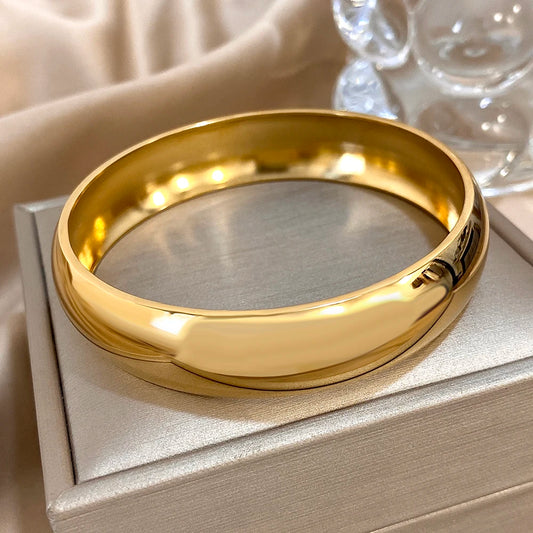 Mirror Glow Bangle ✨